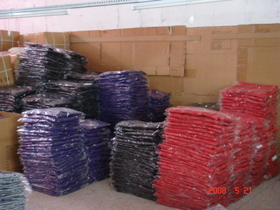 溫州服裝市場嘉莉奧服裝店 頭飾批發的品質之選